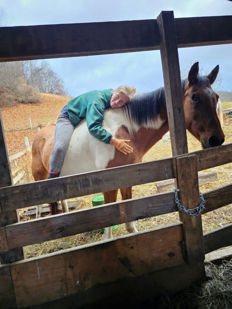 horse love emily riding